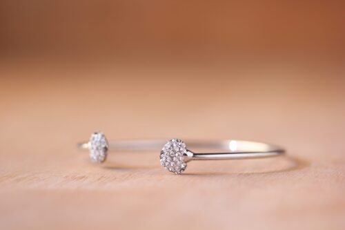 Prong Setting Round Diamond Bangle