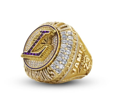 We help high school, colleges, and university championship teams create custom championship rings to celebrate and remember their winning seasons.