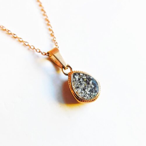 Jewellery that Holds Ashes - Image 4